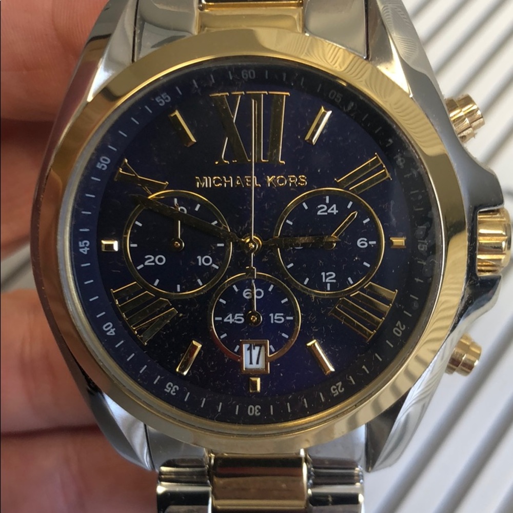 MK5976 MICHAEL KORS MENS $250 gold silver watch